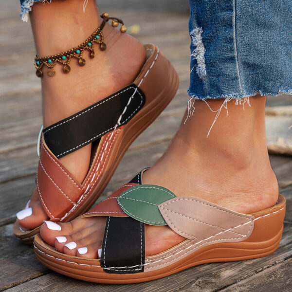 Women's Thick-soled Shoes Cross-strap Color Matching Peep-toe Slippers - Image 7
